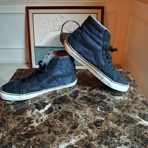 Blue Off the Wall Vans "Dark Roses"